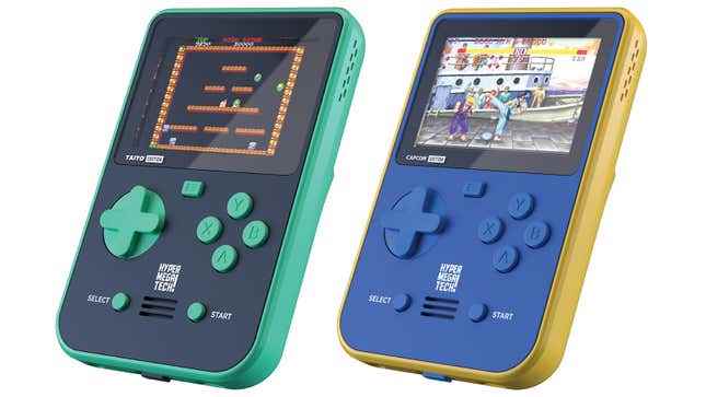 Super Pocket Capcom ve Taito Edition retro oyun el bilgisayarlarının ön yüzü.