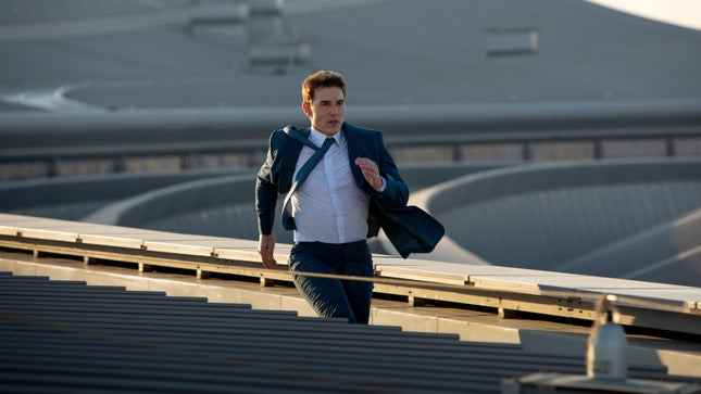 Tom Cruise, Mission: Impossible 7'de çalışıyor