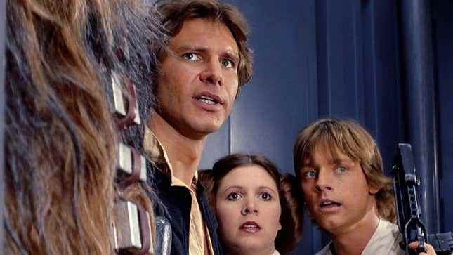 1977 yapımı Yıldız Savaşları'nda Harrison Ford, Carrie Fisher ve Mark Hamill.