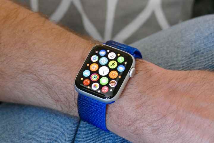 Apple Watch SE 2'deki ızgara görünümü uygulaması.