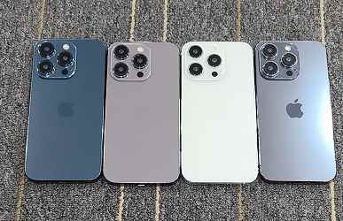 Canlı fotoğraflarda iPhone 15 ve iPhone 15 Pro'nun tüm renklerindeki tam düzenleri gösteriliyor