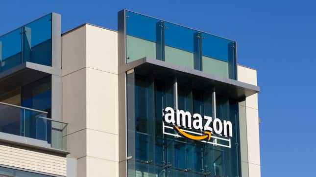 Amazon CEO'su İşçilere Söylüyor: Ofise Dönün Yoksa 'Muhtemelen İşinize Yaramayacak' başlıklı makale için resim