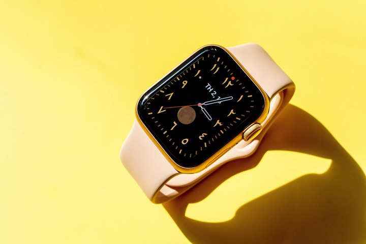 Gelecekteki Apple saatleri, saat kadranını grubunuzla, kıyafetlerinizle eşleştirebilir